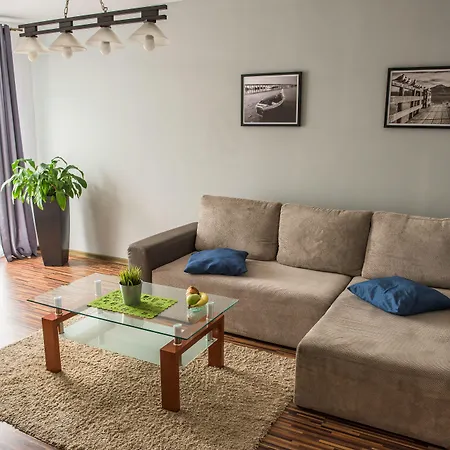 Centrum דירה קושאלין